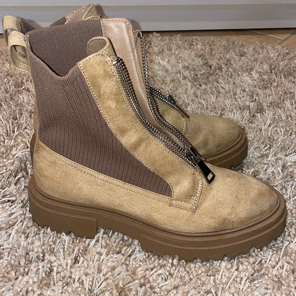 Steven zip up boot